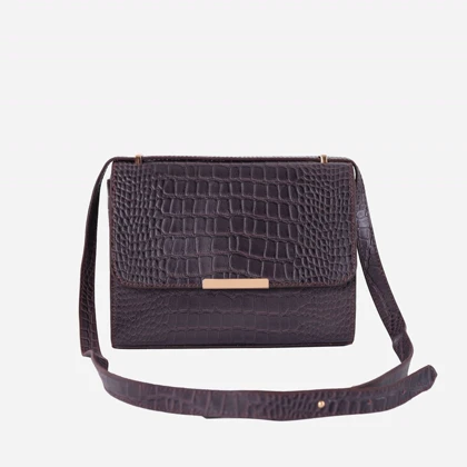 کیف دوشی چرم زنانه مدل d085