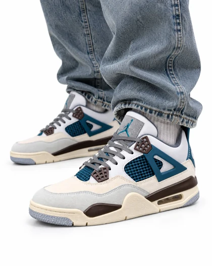 کفش کتانی مردانه مدل نایکی جرن فور کله غازی کرم Nike jordan 4