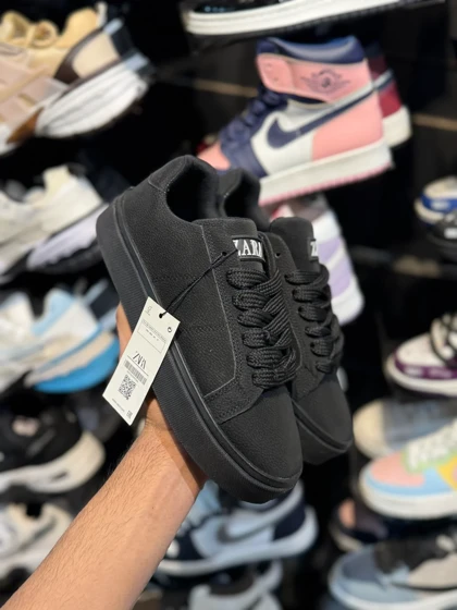 ونس مردانه ساده برندZARA