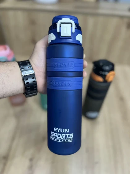 قمقمه ورزشی یک لیتری درب قفل شو کد823