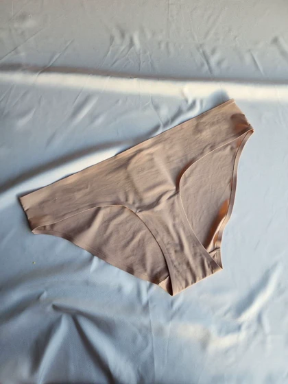 شورت لیزری زنانه بدون درز کد: 201