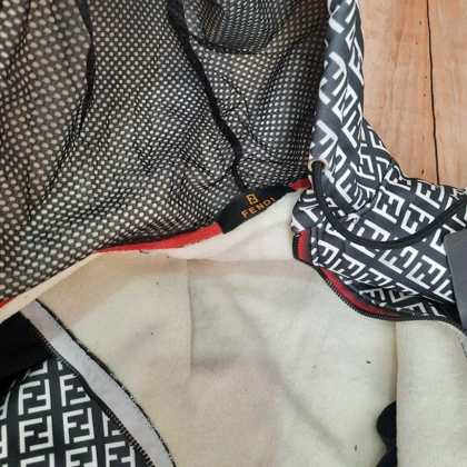 ست سویشرت شلوار طرح فندی بچه گانه