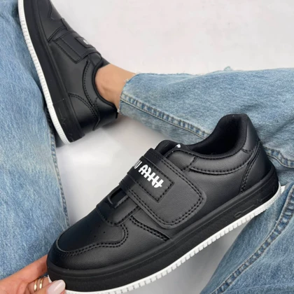 ونس چسبی میو میو 4380