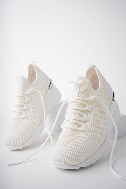 کتانی زنانه موگو muggo