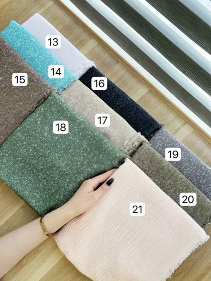 1805- شال لبه ریش پلیسه (ایراددار)