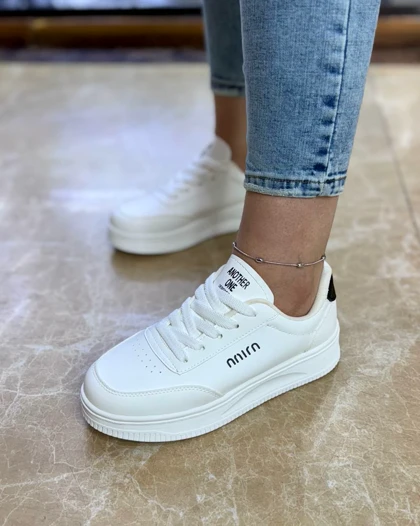 ونس میومیو (برند نونا) کتانی دخترانه