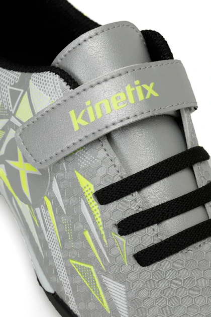 کفش میادین ورزشی بچگانه kinetix