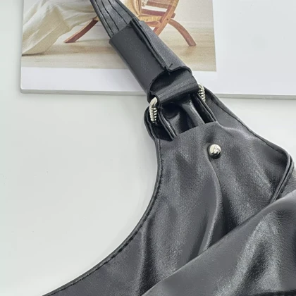 کیف برشکا 1007524