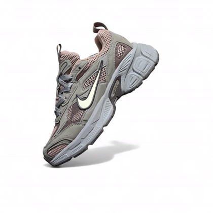 کتانی نایک وی فایو کی شکلاتی