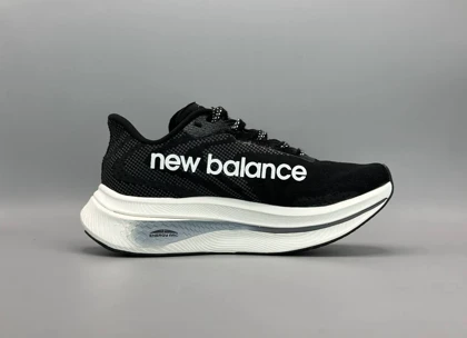 کتانی نیوبالانس سوپرکومپ ترینر مشکی سفید/New Balance trainer