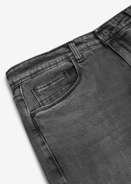 شلوار جین Slim-Fit
