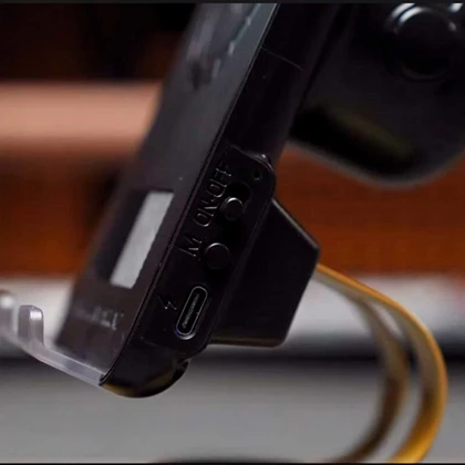 شارژر وایرلس، اسپیکر و هولدر موبایل رومیزی ایکس‌او F69