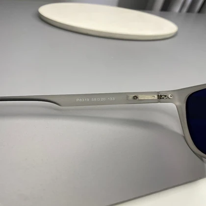 عینک آفتابی کررا با فریم کائوچو و لنز پلی‌کربنات پلاریزه UV400 Carrera Polarized