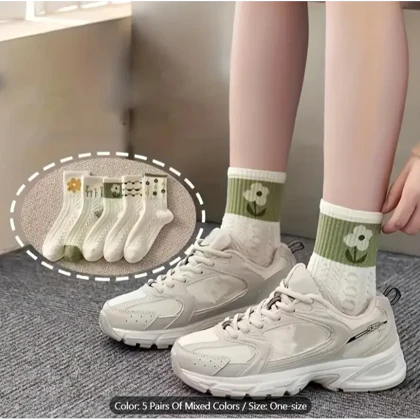 جوراب مینیمال گل‌دار