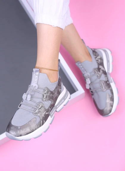 کفش اسپرت زنانه بالنسیاگا چریکی