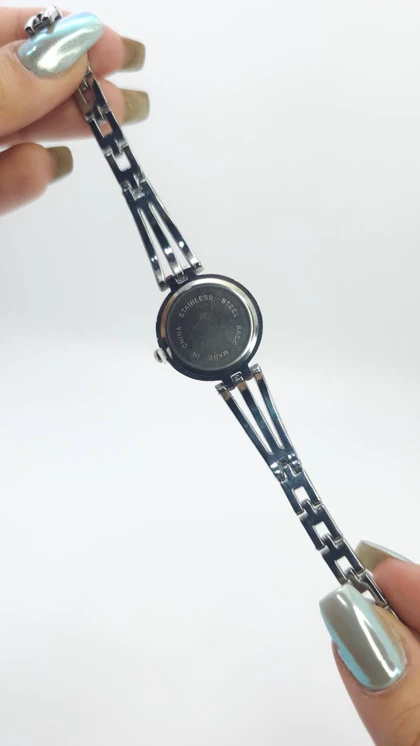 ساعت مچی زنانه مجلسی EHHE نگین‌دار با موتور کوارتز