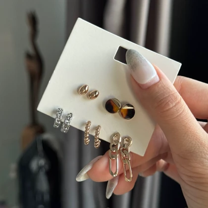 گوشواره پکی