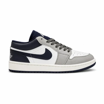 کفش و کتانی مردانه مدل NIKE AIR JORDAN 1 رنگ سفید سرمه ای کد 2282