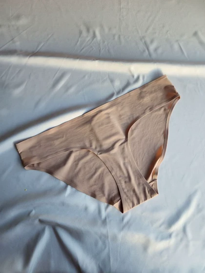 شورت لیزری زنانه بدون درز کد: 201