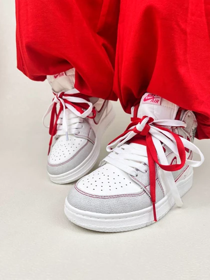 کتانی ونس ساق‌دار زنانه ایر جردن وان رد فانتوم jordan 1 RED fantom کد 912