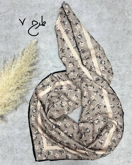 روسری کرپ گل‌گلی 3702