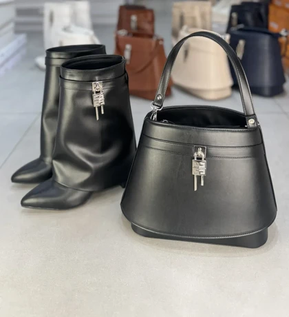 548 - 548 کیف ساده جیوان