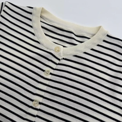 بافت راه راه کلاه دار 1007875