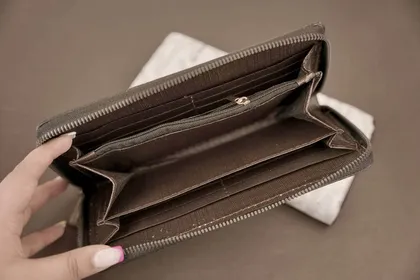 کیف پول زنانه