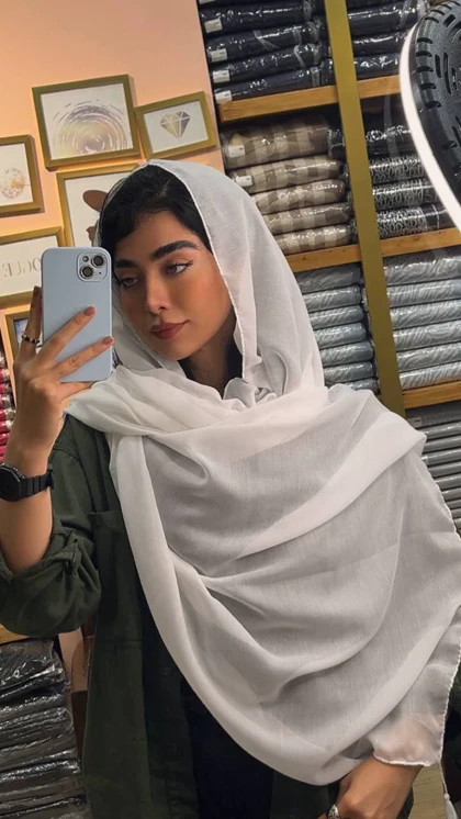 شال ساده نخی تافته تک‌رنگ سفیدشیری