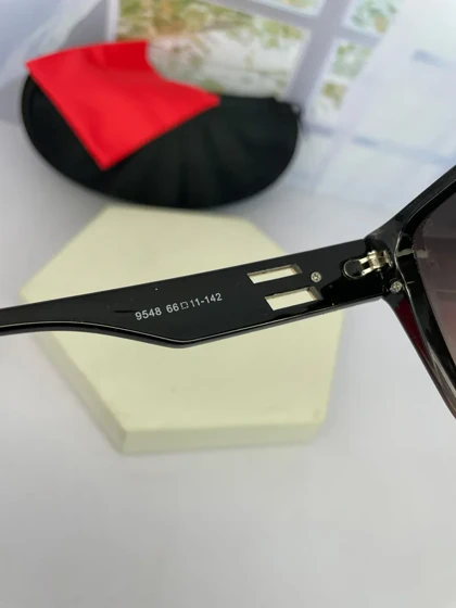 عینک آفتابی زنانه فندی 9548