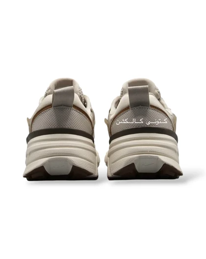 کتانی نایکی وی تو کی ران موکا Nike V2K RUN MUKA