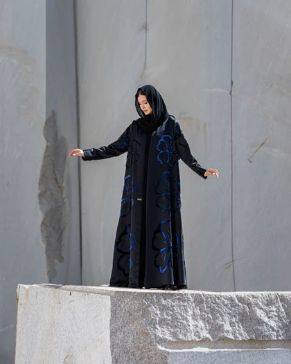 عبا میحانه آبی