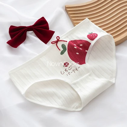 شورت کبریتی توت فرنگی قرمز104610(سایز 38-42)