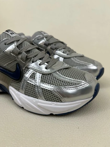 کتانی زنانه نایک وی تو کی nike V2K Run Womans کد 1144