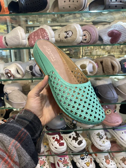 صندل جلوبسته زنانه مدل صحرا سبز