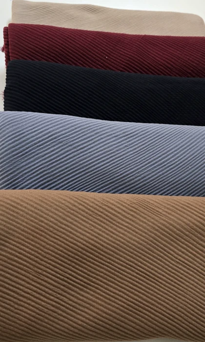 شال پلیسه شال نخی پلیسه زنانه ودخترانه عیداااااااانههههههه 🥰