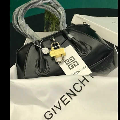 کیف زنانه جیوانچی مشکی فول پک