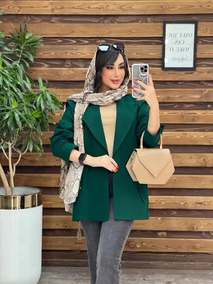 مانتو سرشانه ژیله دار پشت پاگن