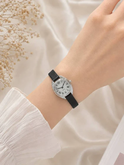 ساعت مچی زنانه چرمی مینیمال کدW490
