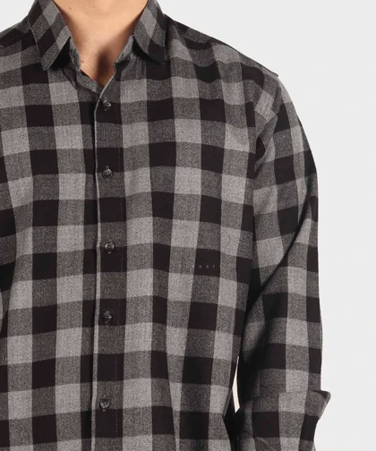 پیراهن مردانه پشمی چهارخانه مشکی 0189