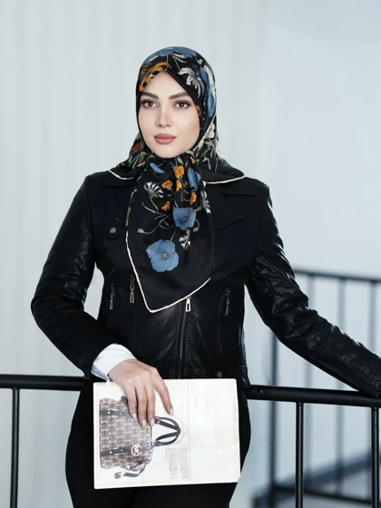 ساتن گل هپی