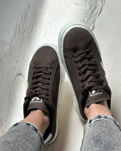 ونس VEJA قهوه ای کد 1200135