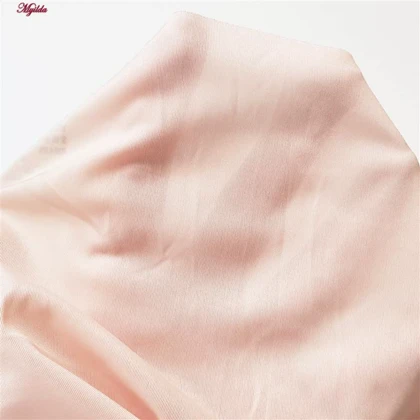 شورت زنانه مدل لیزری نازک رنگ گلبهی روشن ماییلدا