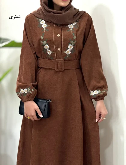 پیراهن مانتویی گلدوزی بابونه همراه با کمربند