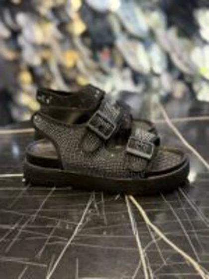 صندل زنانه نگینی مدل آرمیتا