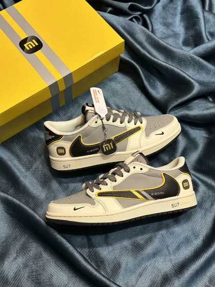 کتانی نایکی ایر جردن وان لو تراویس اسکات شیائومی Nike Air Jordan 1 Low Travis Scott XIAOMI