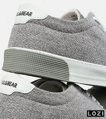 کفش کتانی مردانه طوسی سفید PULL & BEAR مدل 7450