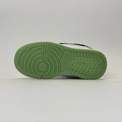 گفش بچگانه نایک دراگون سبز کد M34