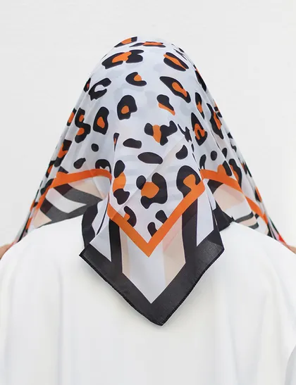 مینی اسکارف نخی تیانا