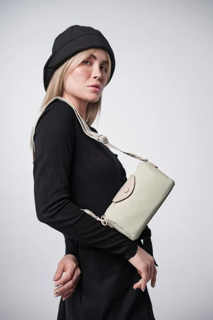 کیف دوشی زنانه دیوید جونز مدل David Jones CM7503